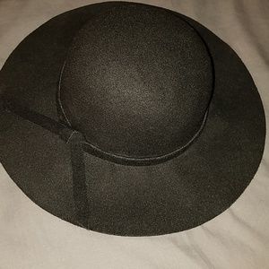 Adorable brown felt hat
